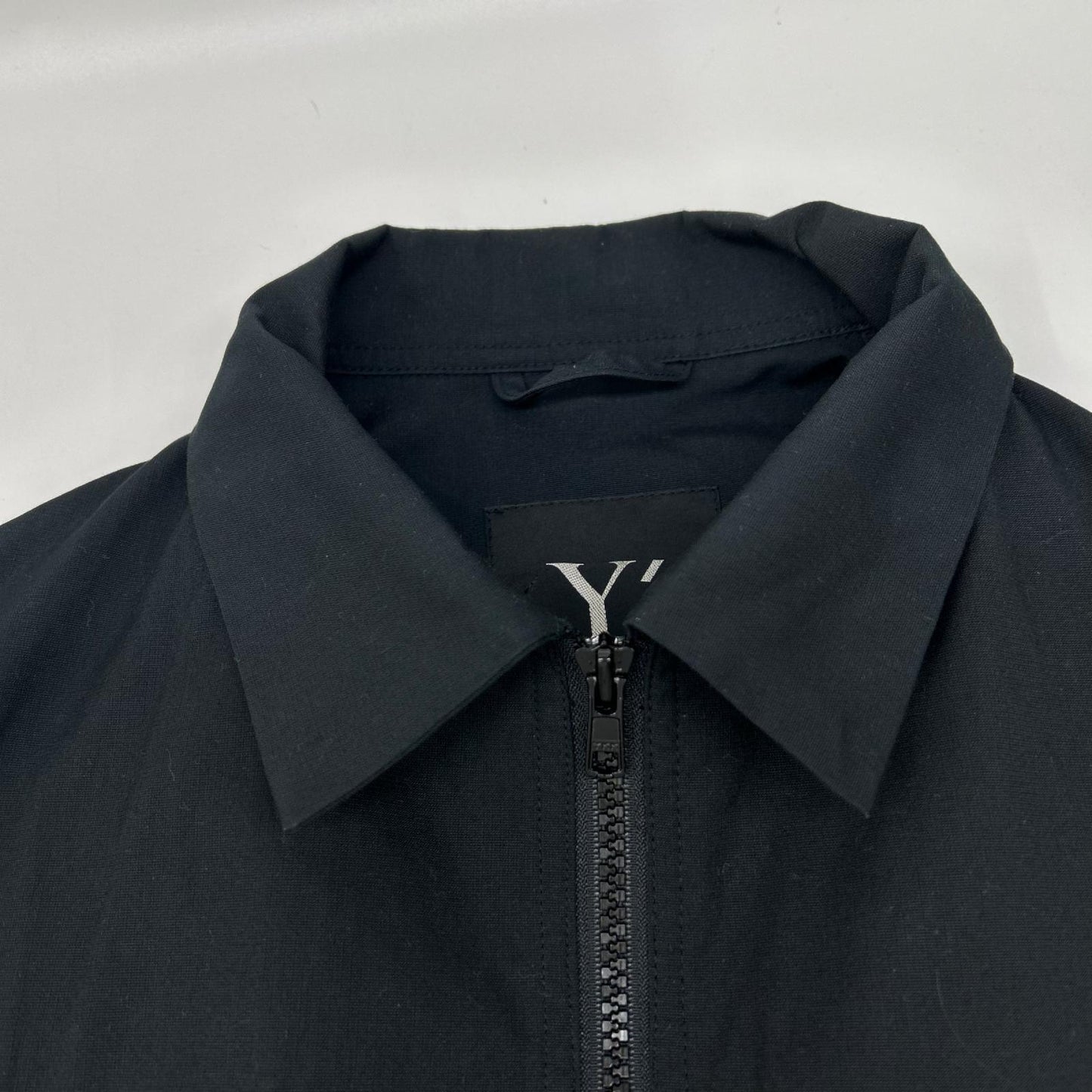 Y's ワイズ ブラック コットンポリ ジップアップ ジャケット ジャケット