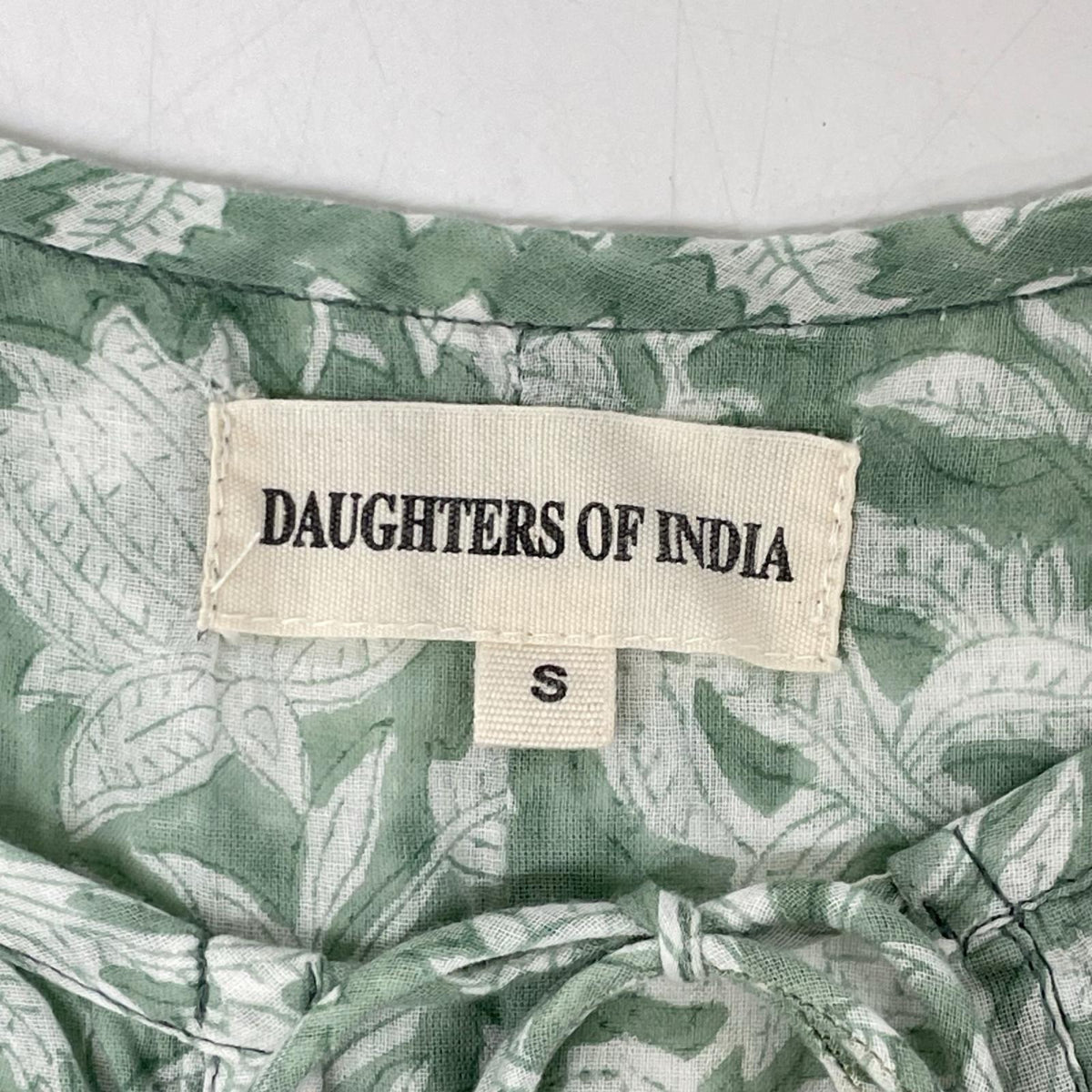 その他ブランド 【DAUGHTERS OF INDIA】 ライトグリーン 総柄 ロングワンピース ワンピース