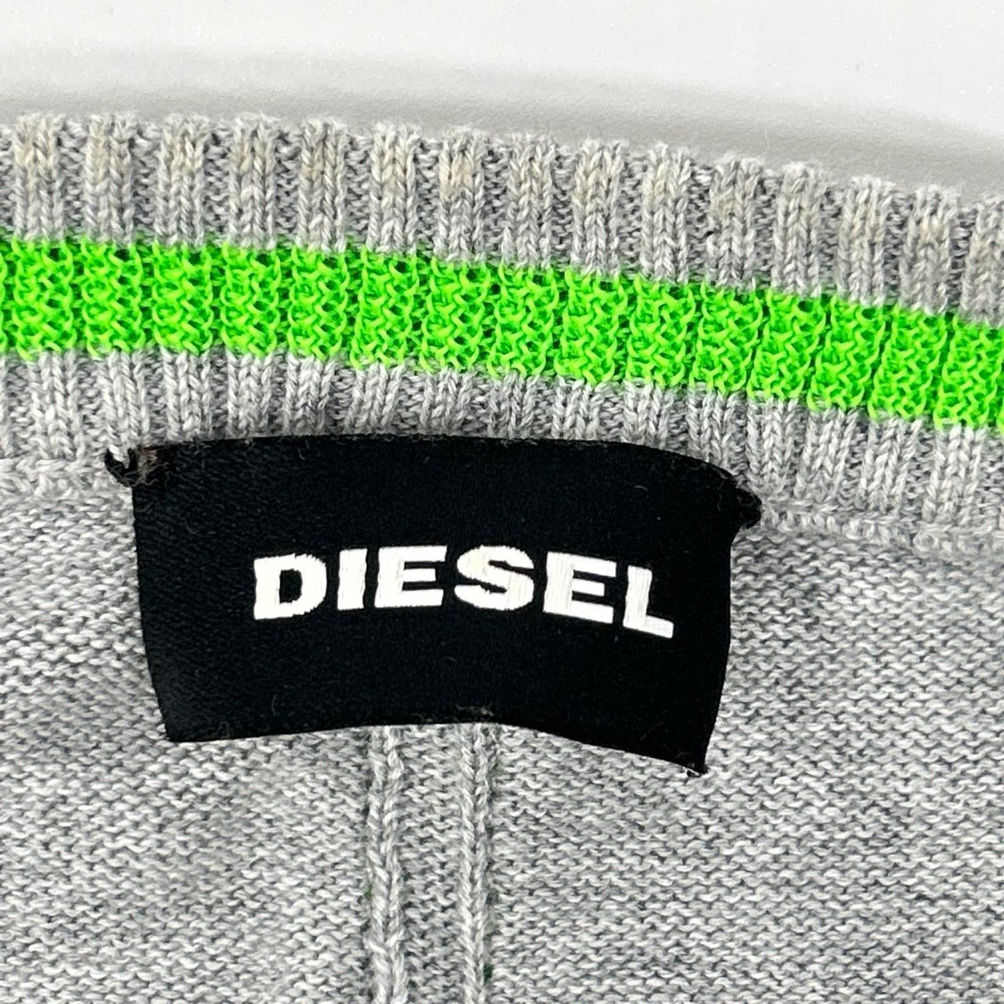 DIESEL ディーゼル グレー×グリーン Vネックニット トップス