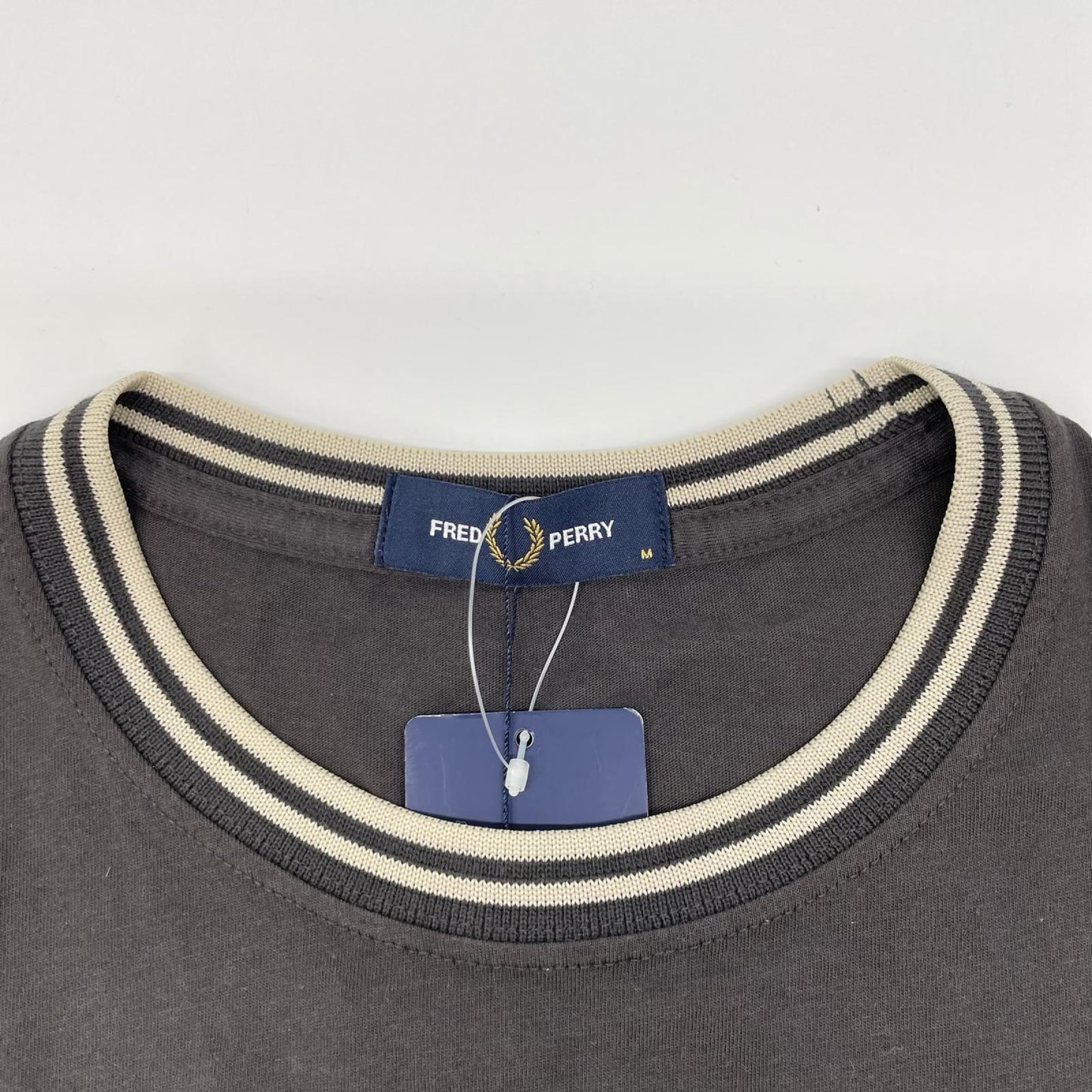 FRED PERRY フレッドペリー M1588 グレー Twin Tipped T-Shirt トップス