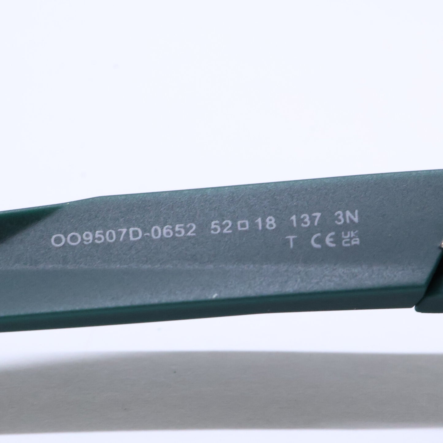 OAKLEY オークリー 【新品同様】OO9507D-0652 SHACKLE シャックル ウェリントンシェイプ サングラス