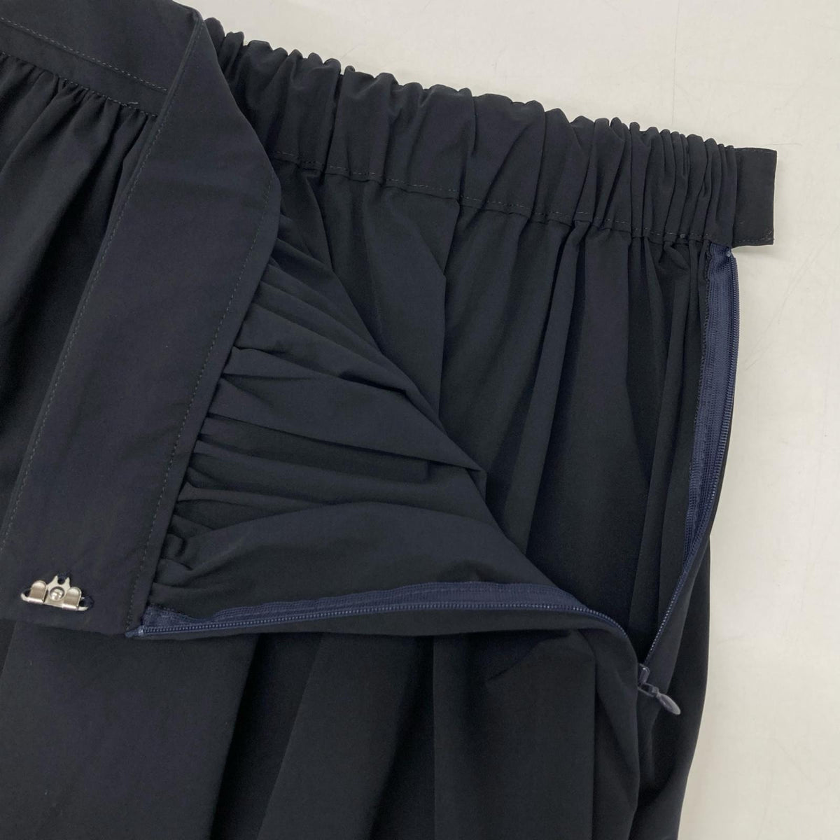 BALLSEY ボールジー ブラック ストレッチタフタ ボリュームギャザースカート スカート