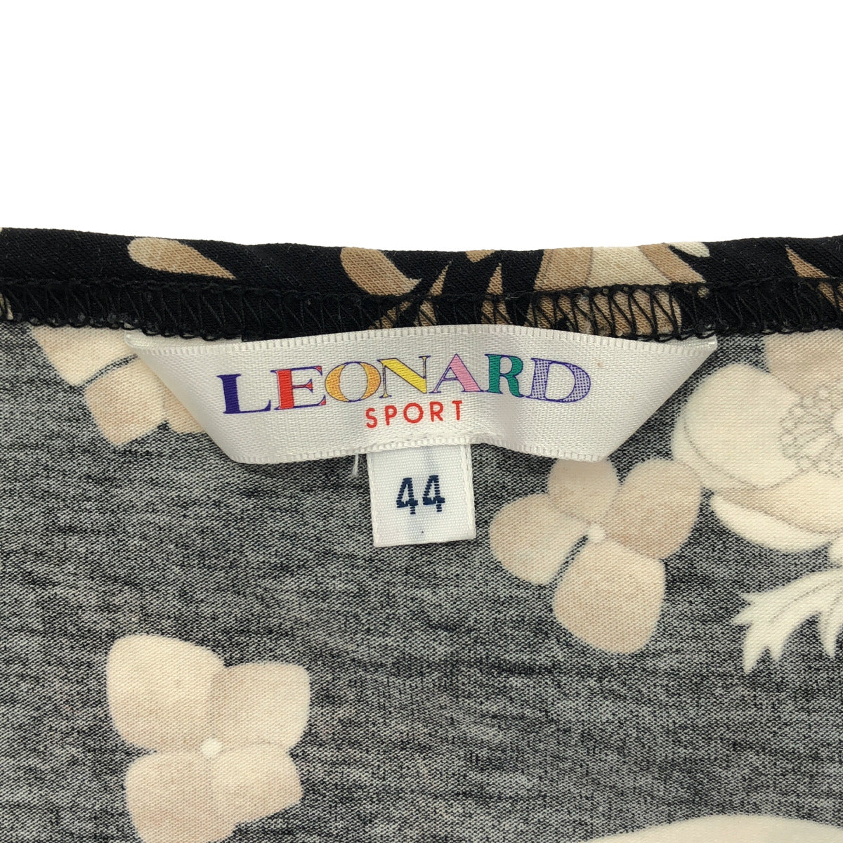 LEONARDSPORT レオナールスポーツ 0558637 ブラック 花柄 半袖Tシャツ トップス