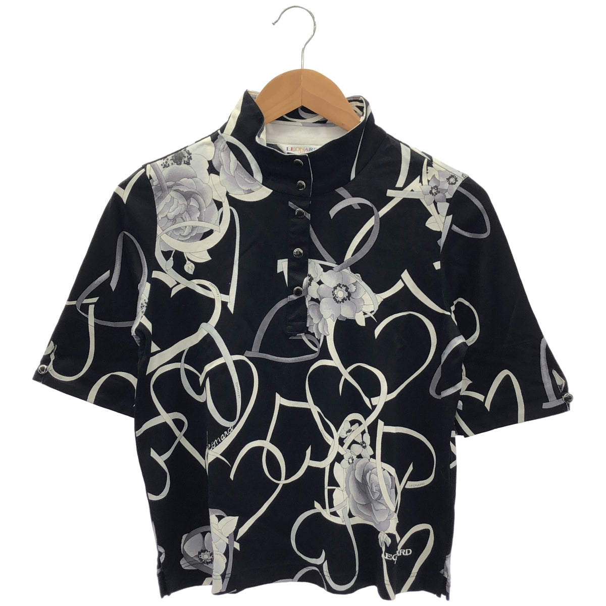 LEONARDSPORT レオナールスポーツ 0538008 ブラック×マルチカラー スタンドカラー ハーフボタン 半袖トップス トップス
