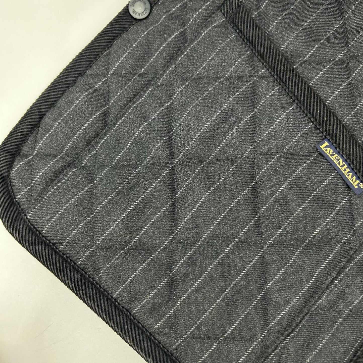 LAVENHAM ラベンハム グレー×レッド ストライプ キルティングベスト ベスト