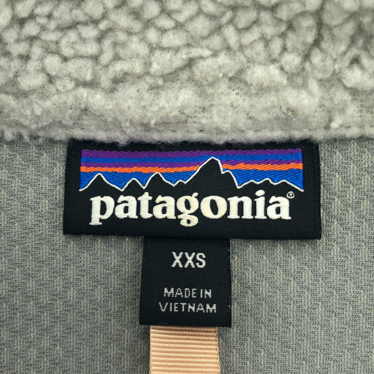 Patagonia パタゴニア 23083FA17 グレー×ネイビー×ピンククラシックレトロX フリースベスト トップス