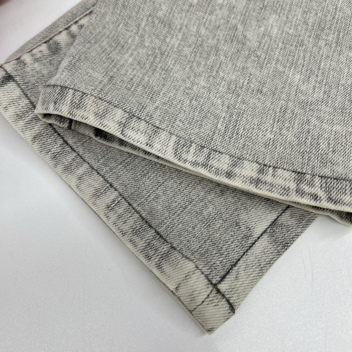 BRUNELLO CUCINELLI ブルネロクチネリ グレー系 デニム パンツ ボトムス