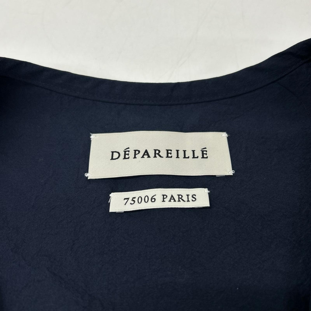 DEPAREILLE デパリエ ネイビー コットンラッフルヘムスリーブレスブラウス トップス