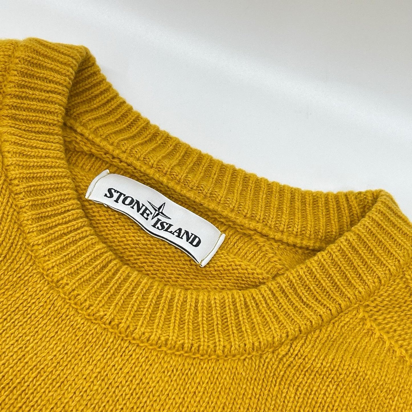 STONE ISLAND ストーンアイランド 6915540A3 イエロー ラムウール クルーネックニット トップス