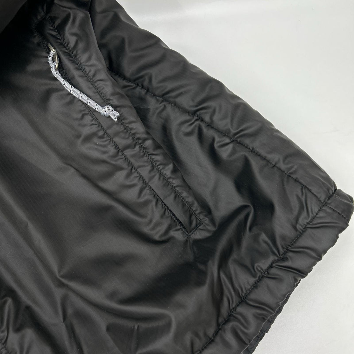 Patagonia パタゴニア 02年製 83970 ブラック パフボール セーター フーディダウンジャケット ジャケット