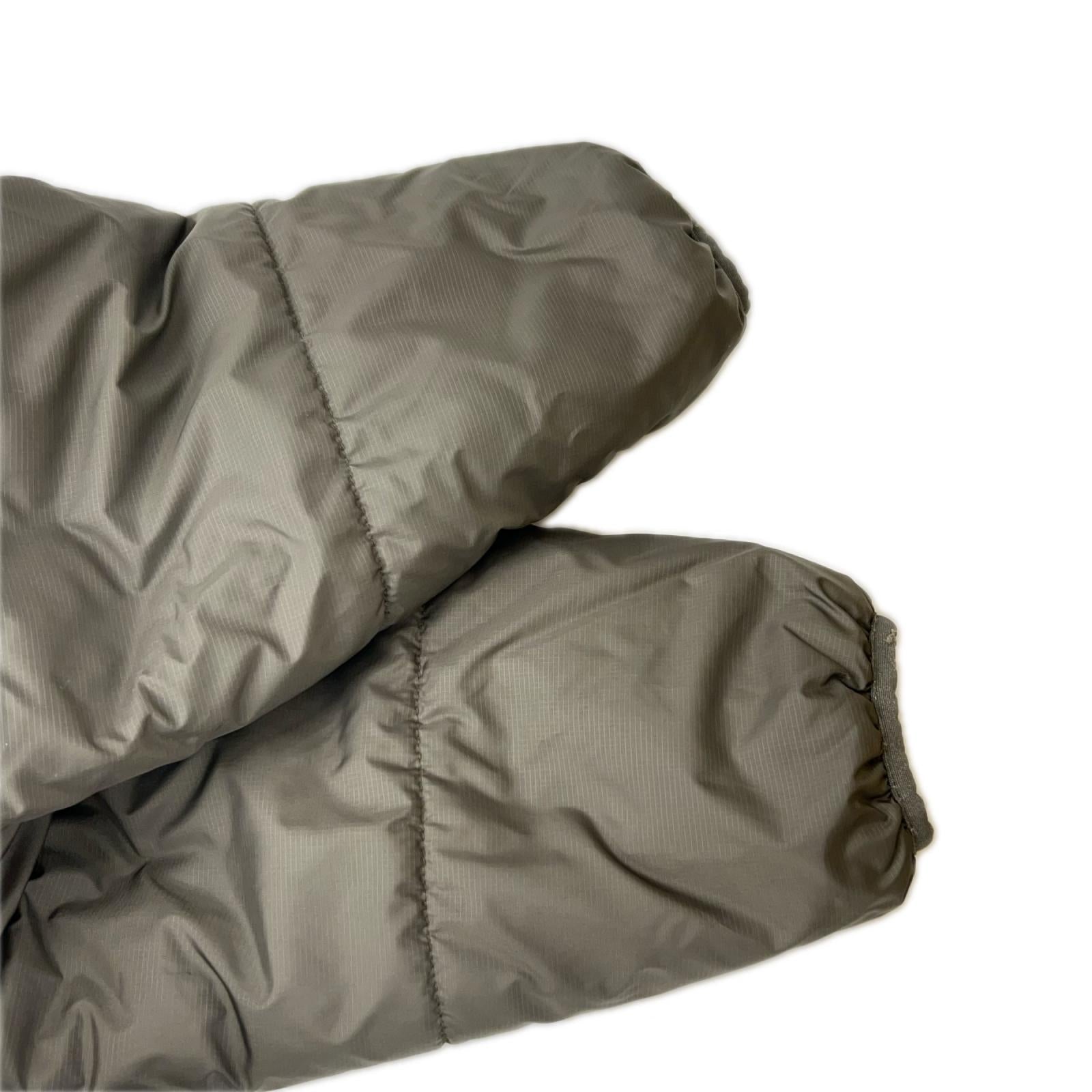 Patagonia パタゴニア 02年製 83990 カーキ フード付き パフジャケット ジャケット