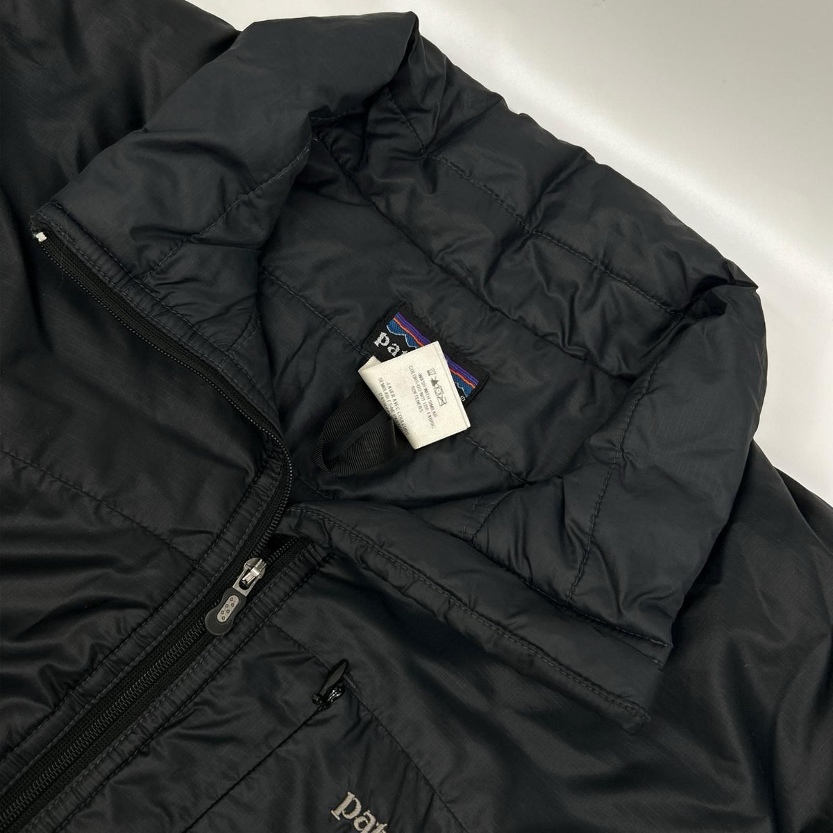 Patagonia パタゴニア 04年製 83980 ブラック パフボール プルオーバー ナイロンジャケット ジャケット