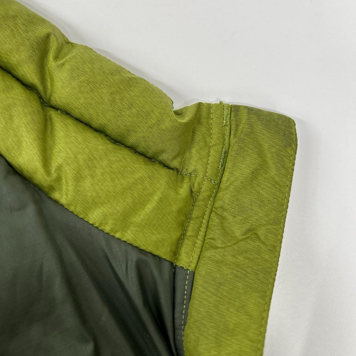 Patagonia パタゴニア 01~02年製 84500 ゲッコーグリーン パッカブル ダウンジャケット ジャケット