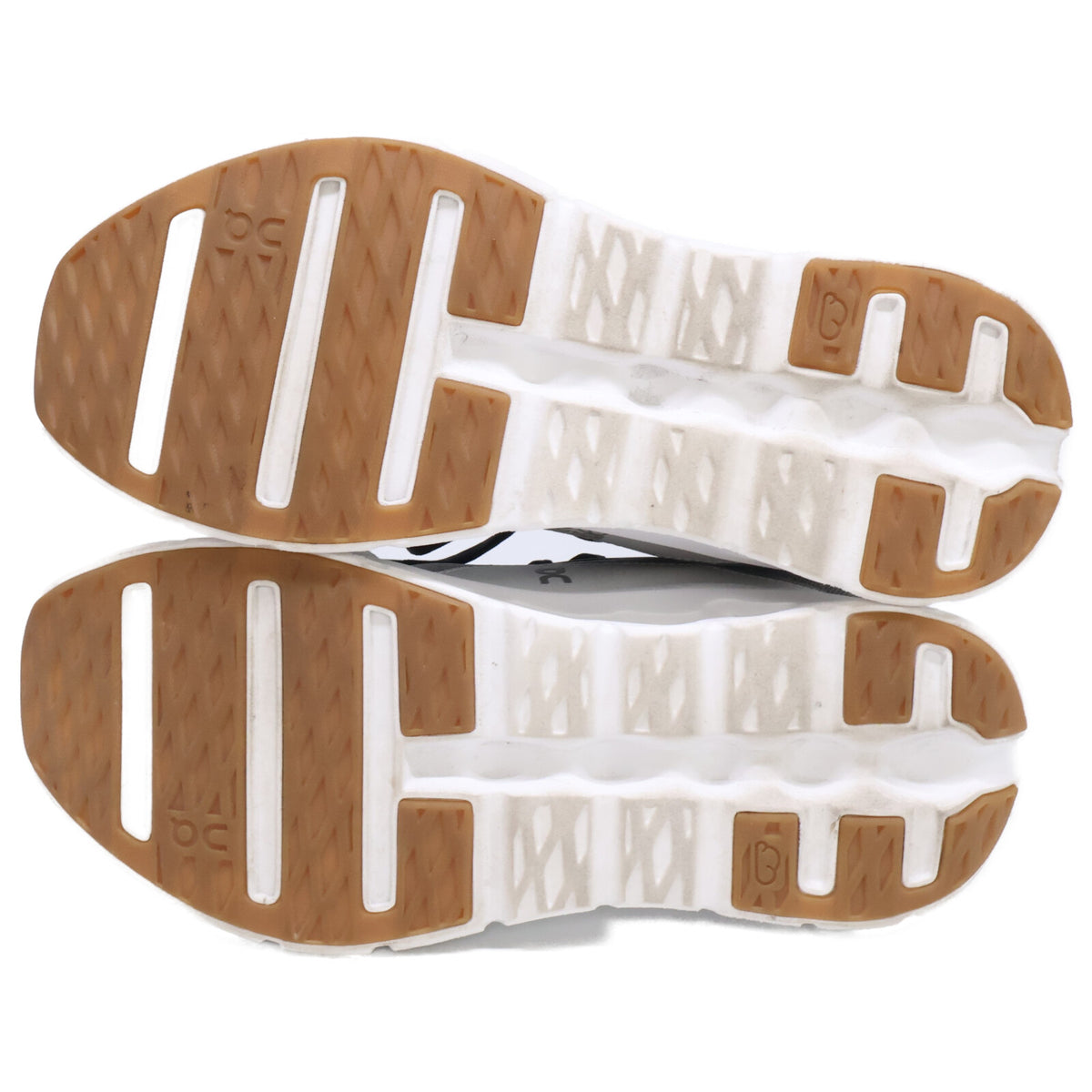 LOEWE ロエベ ｘOn【美品】M929282X34-4515 Cloudtilt 2.0 ローカットスニーカー シューズ