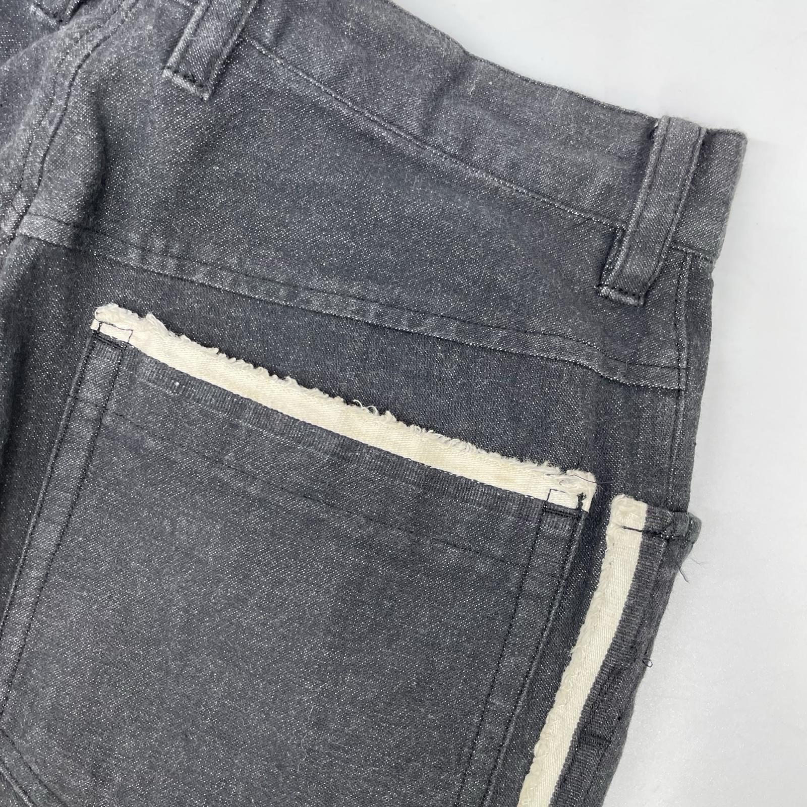 ISSEY MIYAKE イッセイミヤケ ブラック フリンジライン デニムパンツ ボトムス