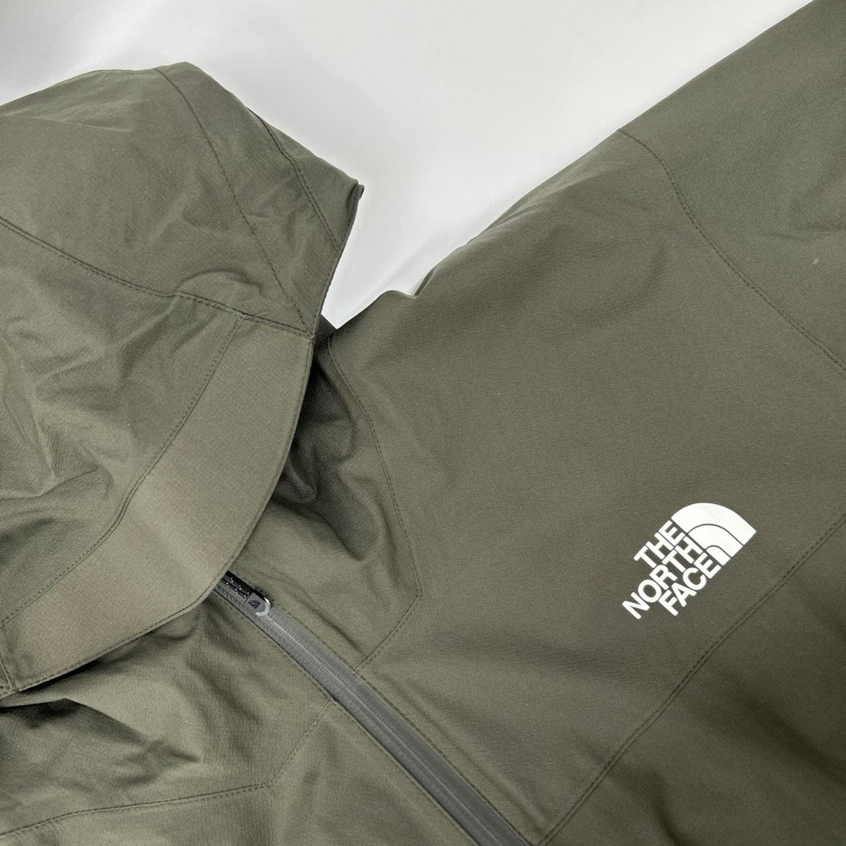 THE NORTH FACE ノースフェイス NP12306 カーキ ベンチャージャケット ジャケット