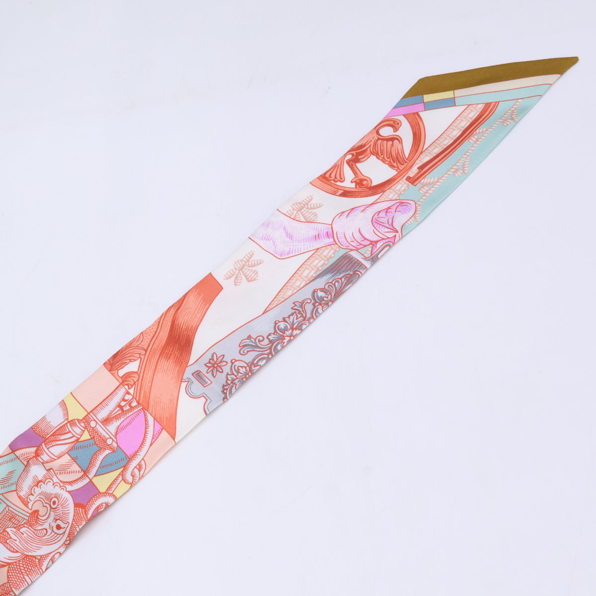 HERMES エルメス Cavalleria d'Etriers 騎士の鎧 シルク ツイリー スカーフ
