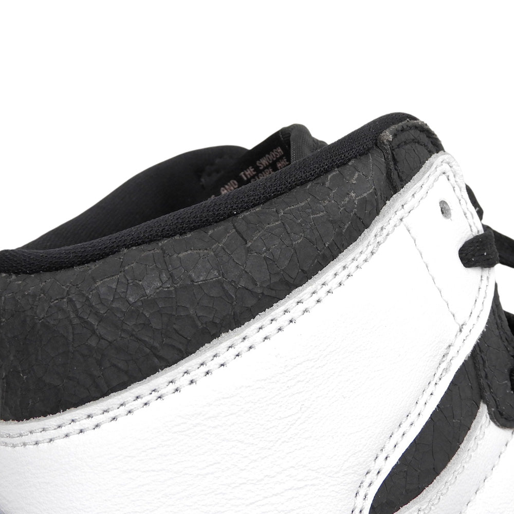 NIKE ナイキ 美品 エアジョーダンワンレトロ ハイカット スニーカー シューズ メンズ ホワイト/ブラック 27cm 555088-108 シューズ