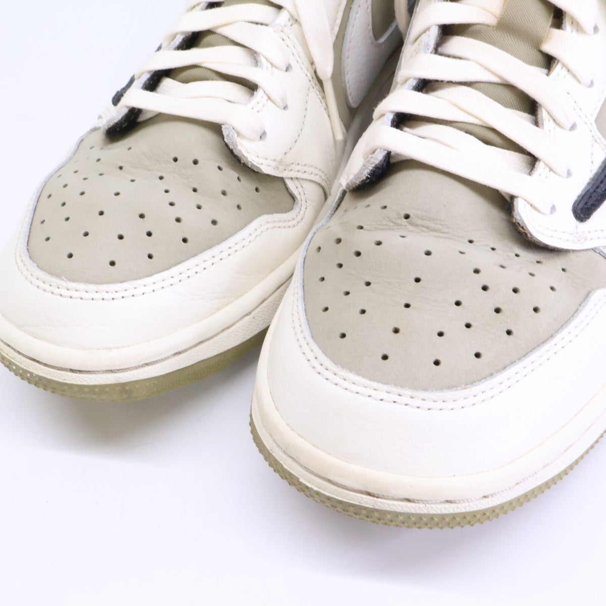 NIKE ナイキ ｘTravis Scott トラヴィススコット FZ3124-200 AIR JORDAN 1 LOW GOLF ローカットスニーカー シューズ