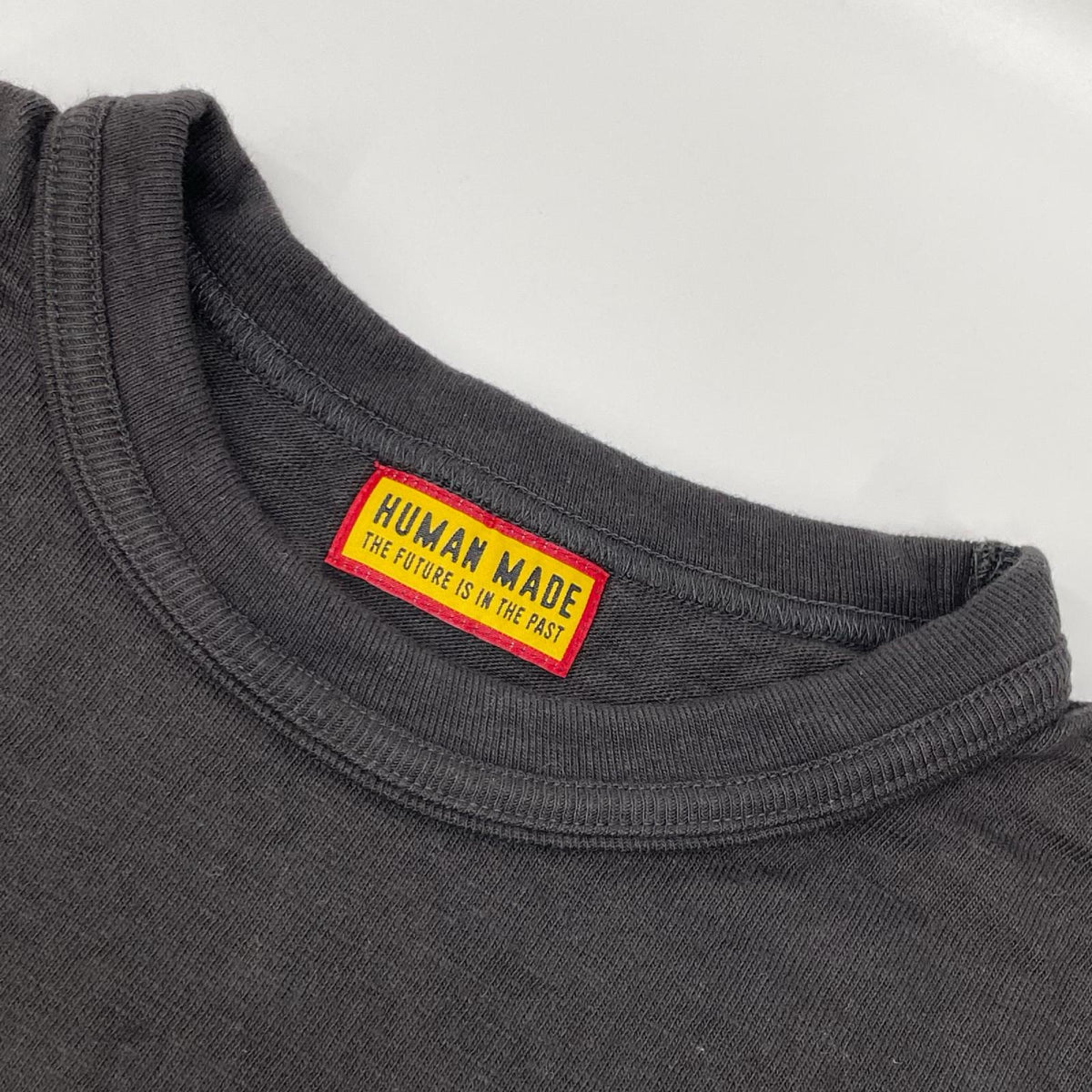 HUMAN MADE ヒューマンメイド ×ポケモンメイド ブラック グラフィック コイキング Tシャツ トップス