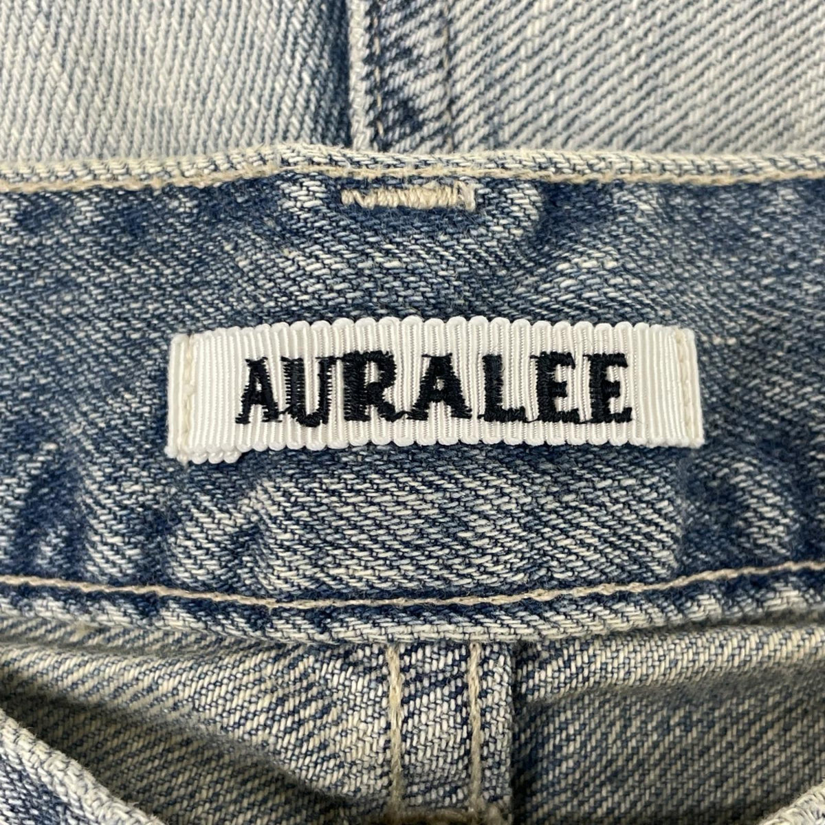 AURALEE オーラリー 26年製 FADED SELVEDGE LIGHT DENIM WIDE PANTS ボトムス
