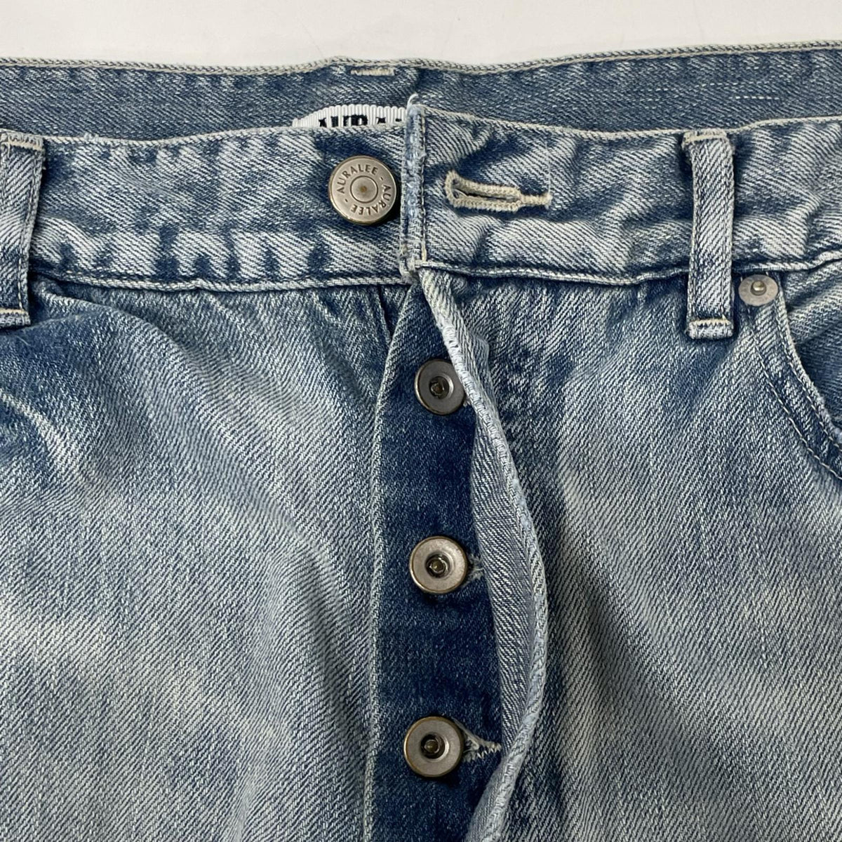AURALEE オーラリー 26年製 FADED SELVEDGE LIGHT DENIM WIDE PANTS ボトムス