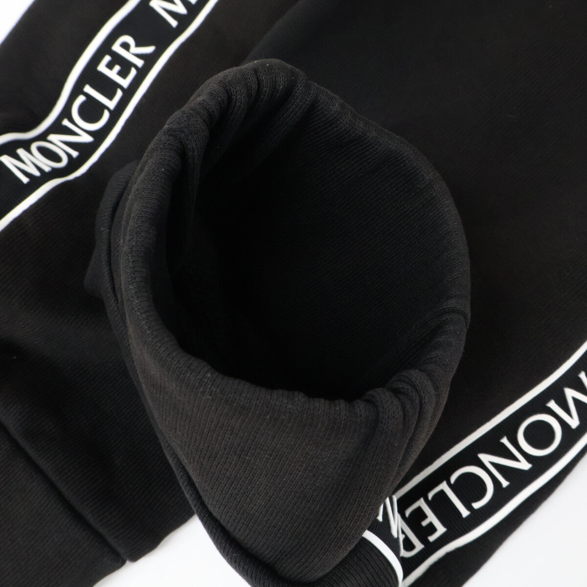 MONCLER モンクレール G20918G00028 MAGLIA CARDIGAN アームロゴ スウェット/ナイロン 切替 ジップアップ ジャケット ジャケット