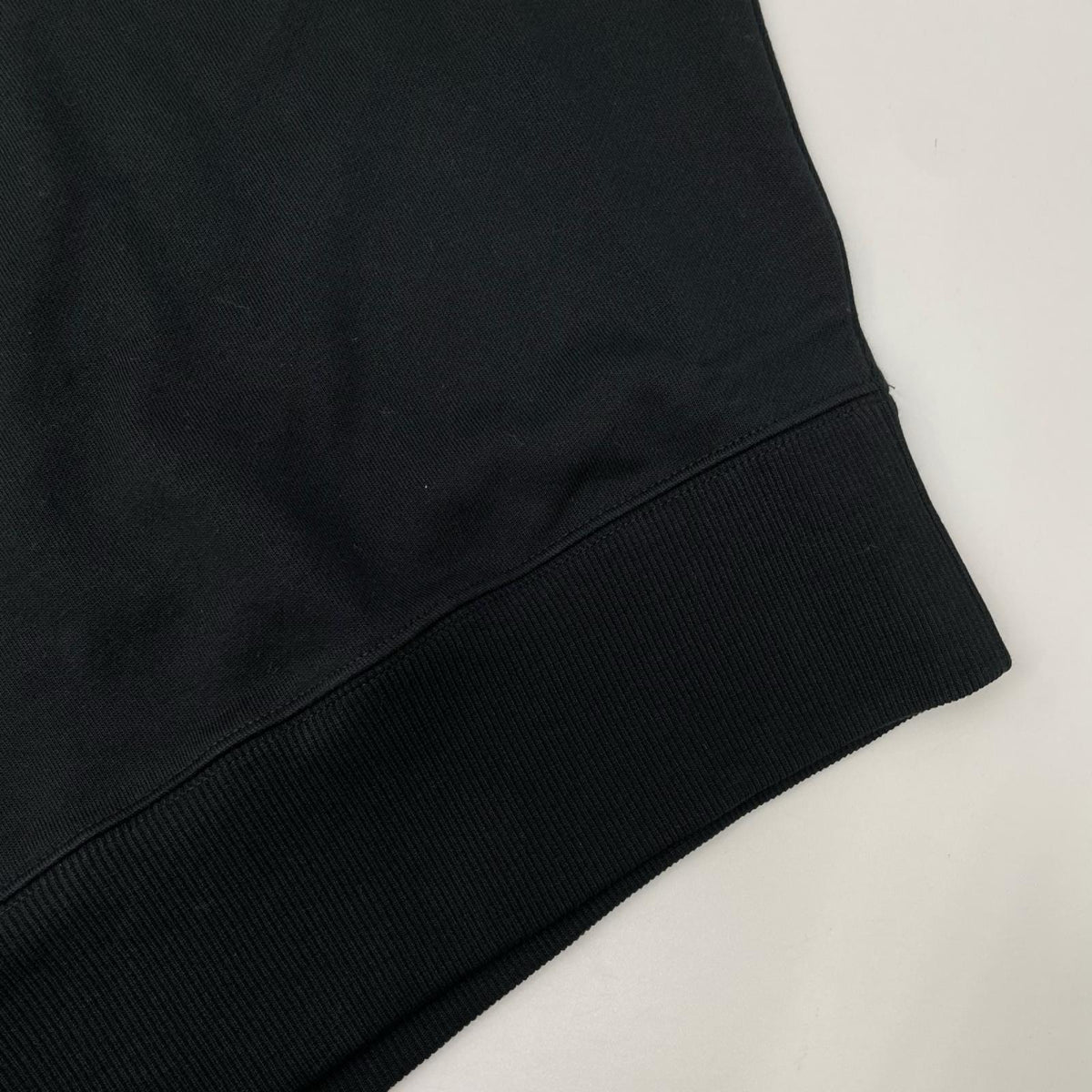 FRED PERRY フレッドペリー M3497 ブラック Oversized Tipped Sweatshirt トップス