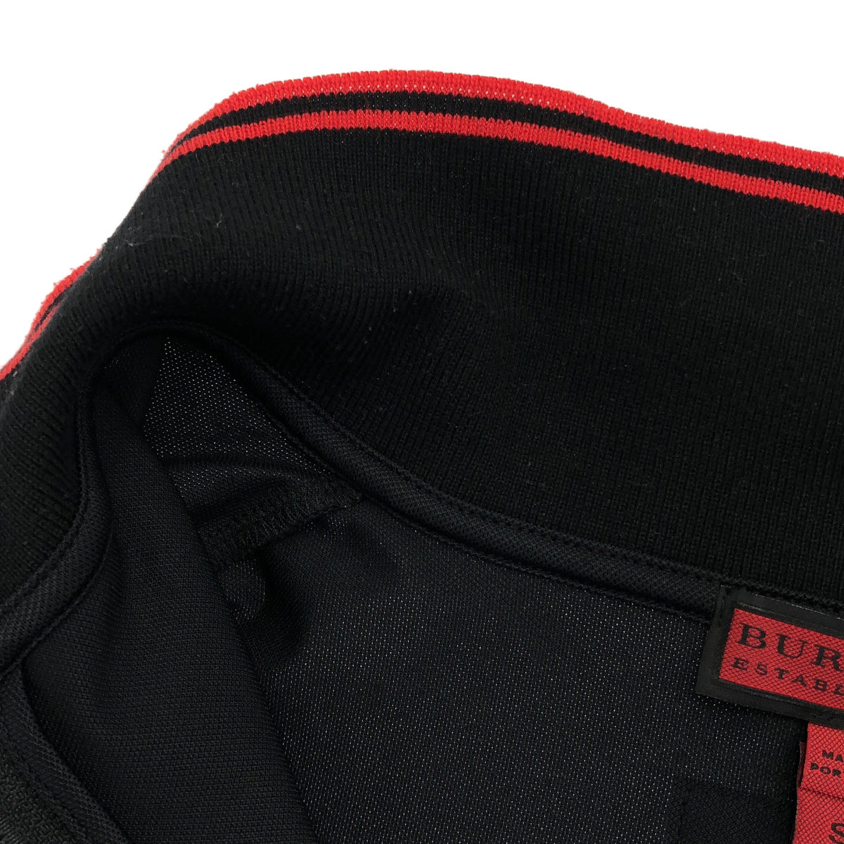 BURBERRY バーバリー ブラック×レッド ハーフジップ 半袖トップス トップス