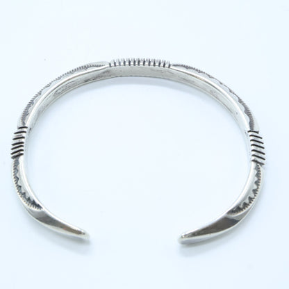 Geneva Ramone ジェネバ ラモーン STERLING スタンプワーク バングル