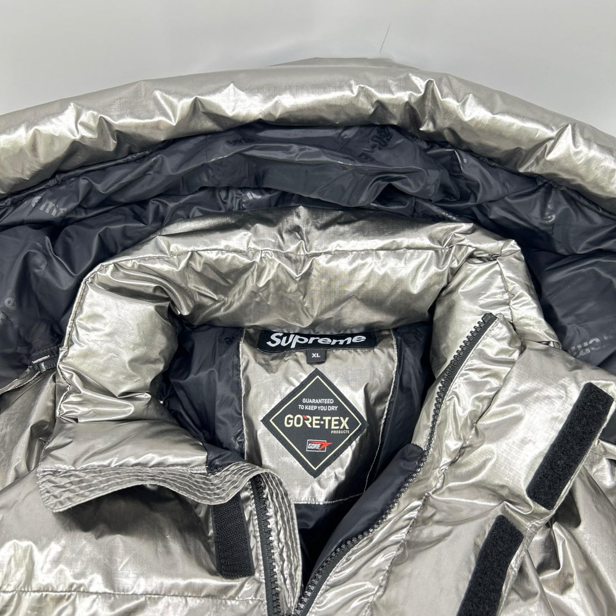 Supreme シュプリーム 22AW シルバー GORE-TEX 700 Fill Down Parka ジャケット