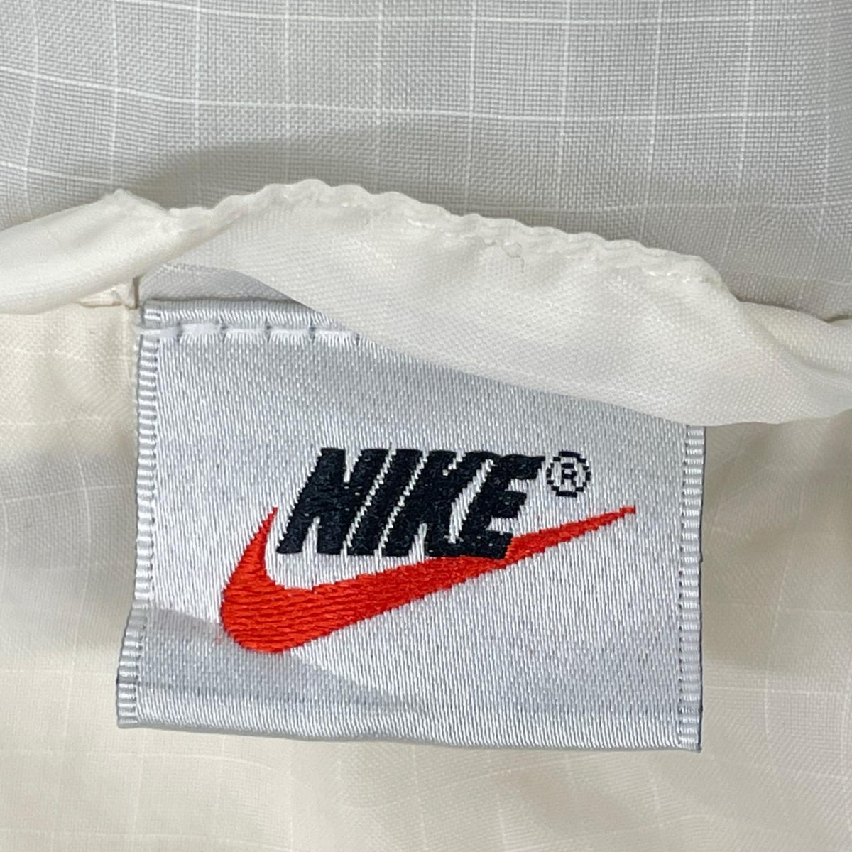 NIKE ナイキ 90s ホワイト×ネイビー ナイロンジャケット ジャケット