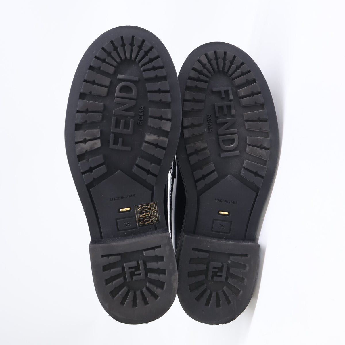 FENDI フェンディ 【美品】8D8582 FILO フィーロ パテントレザー キルティ ローファー シューズ