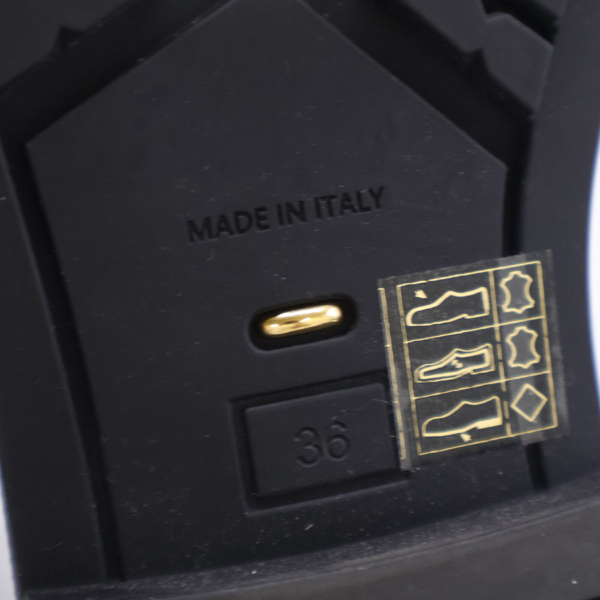 FENDI フェンディ 【美品】8D8582 FILO フィーロ パテントレザー キルティ ローファー シューズ