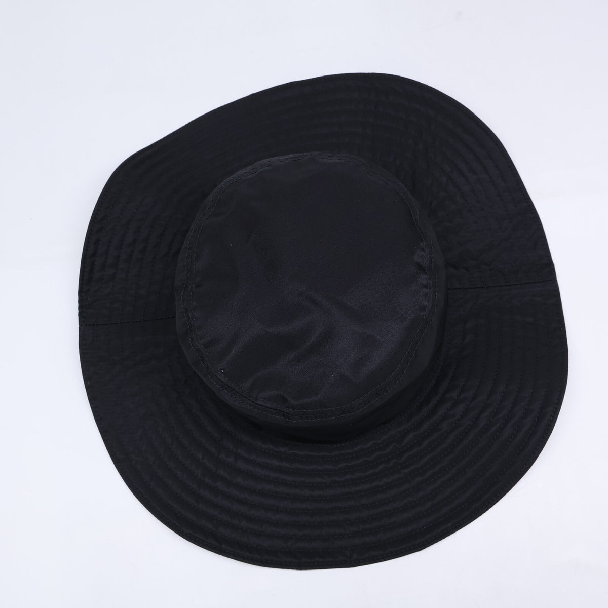 PRADA プラダ 【美品/国内正規】2HC250 2DMI Re-Nylon ナイロン バケットハット 帽子