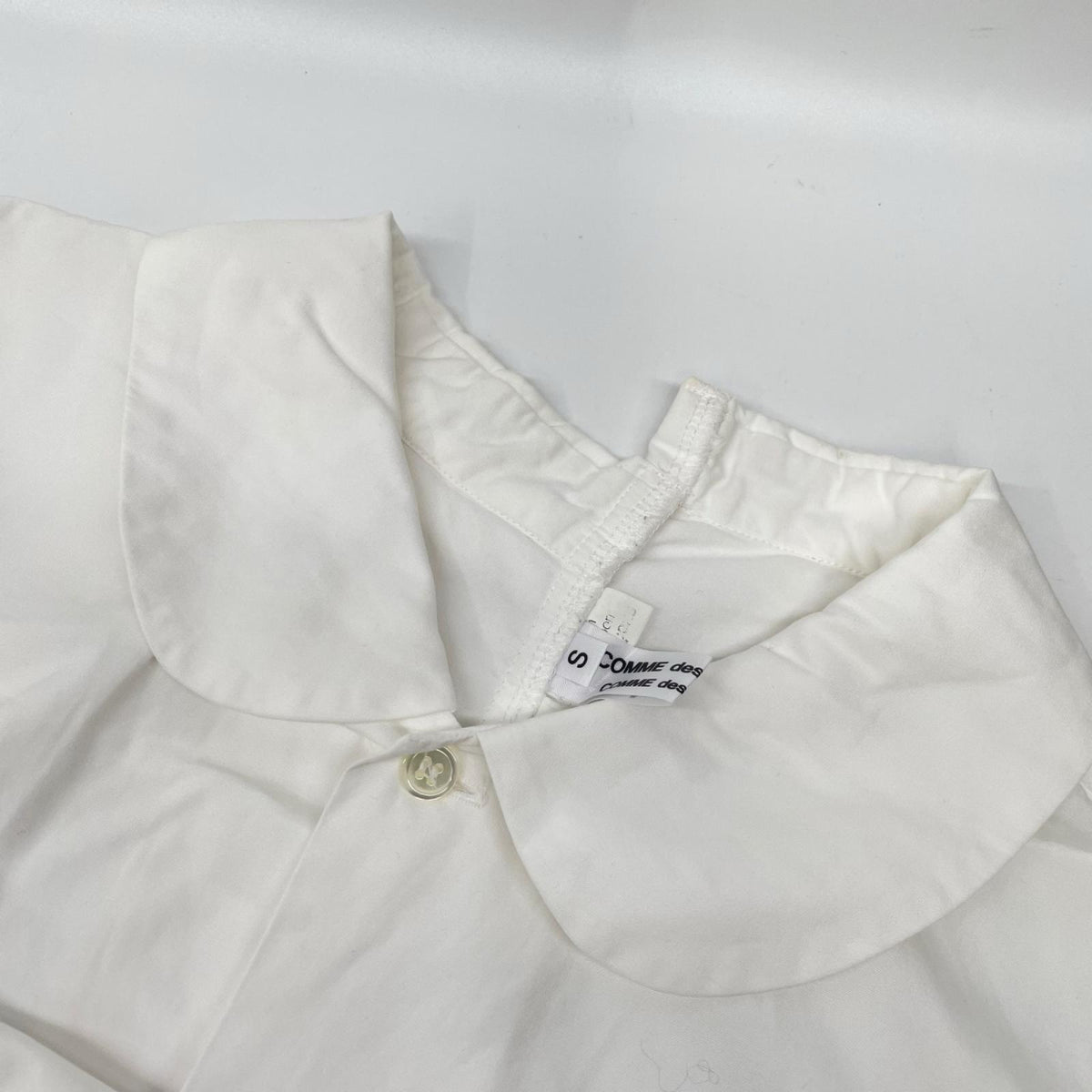 COMMEdesGARCONS COMMEdesGARCONS コムデギャルソンコムデギャルソン（コムコム） 06年製 RR-B012 ホワイト コットン 変形カラー シャツ トップス