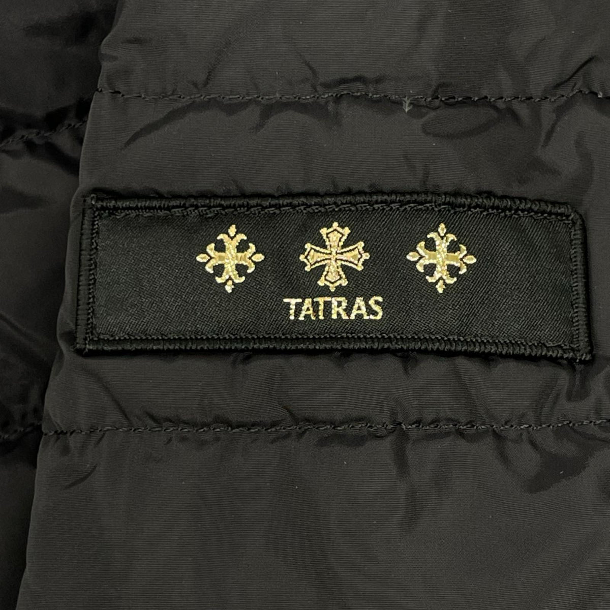 TATRAS タトラス LTA17S4607 ブラック ノーカラー ショート ダウン ジャケット ジャケット