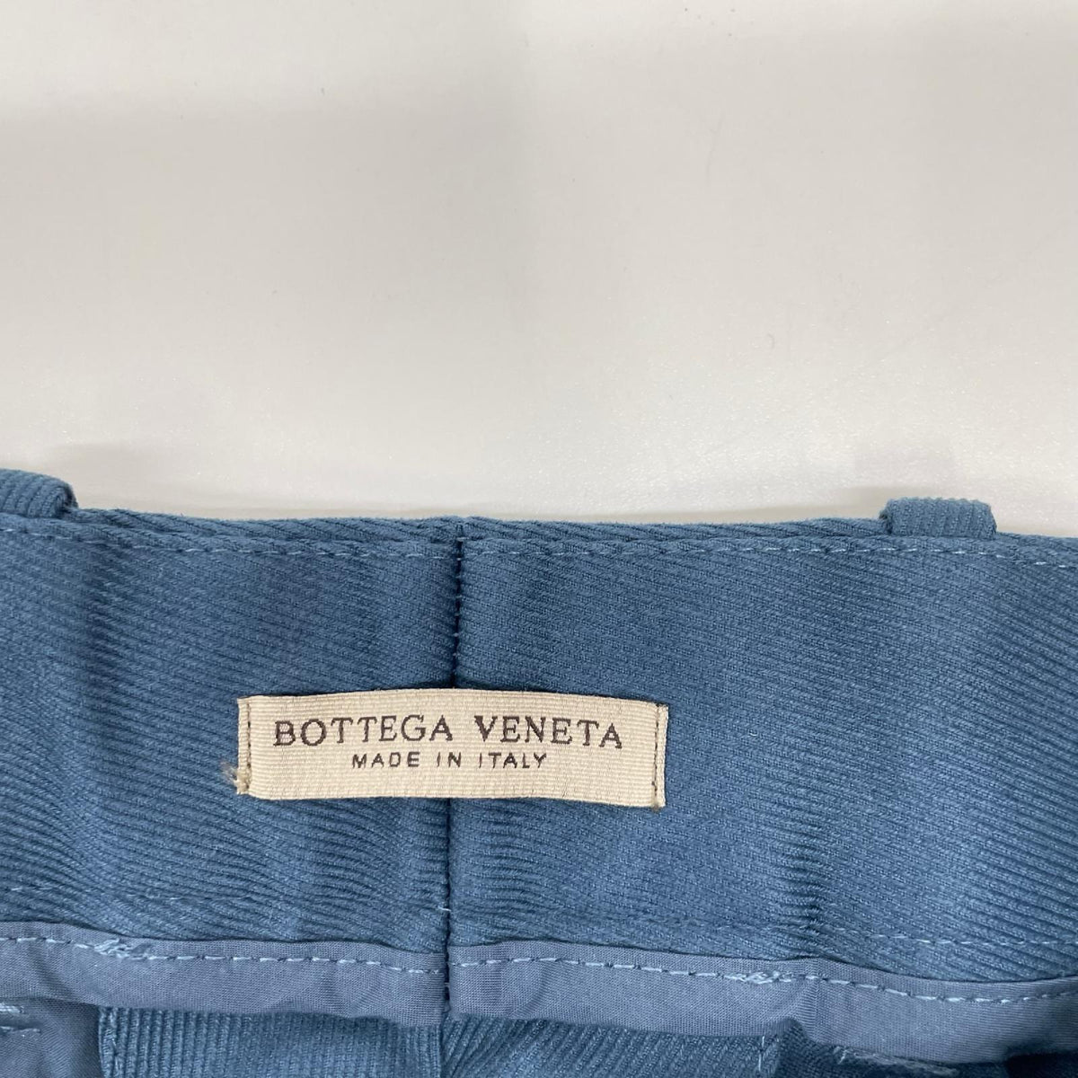 BOTTEGA VENETA ボッテガヴェネタ ブルー コットン センタープレス パンツ ボトムス