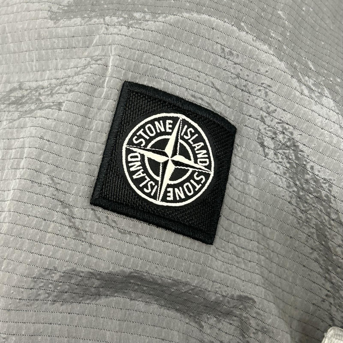 STONE ISLAND ストーンアイランド 721544135 グレー ナイロンリップストップ ジップアップフーディ マウンテンパーカー ジャケット