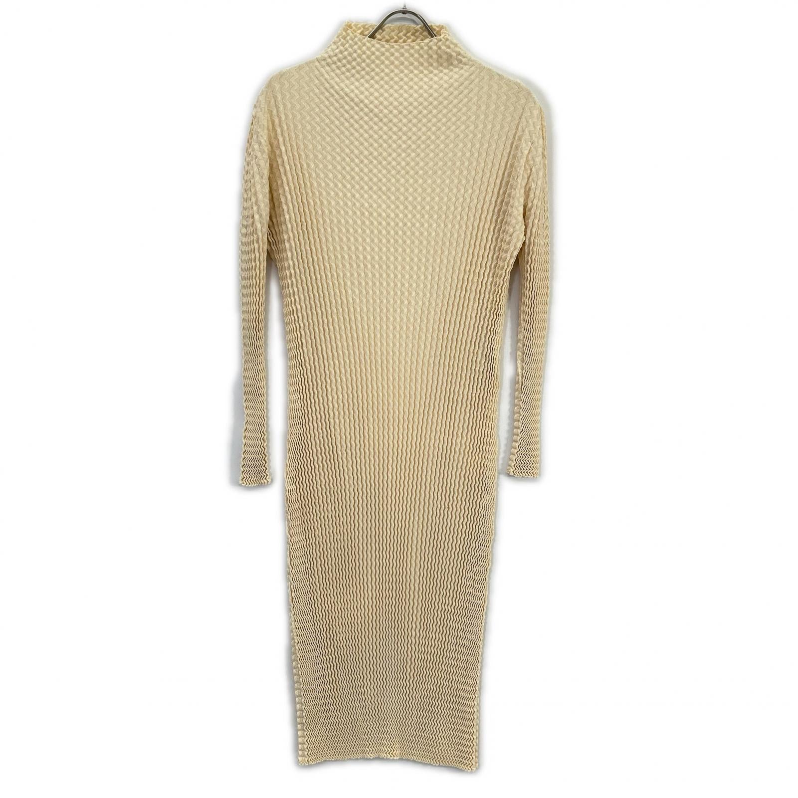 ISSEY MIYAKE 24AW IM43-KH932 Beige Pleated Knit Dress Dress