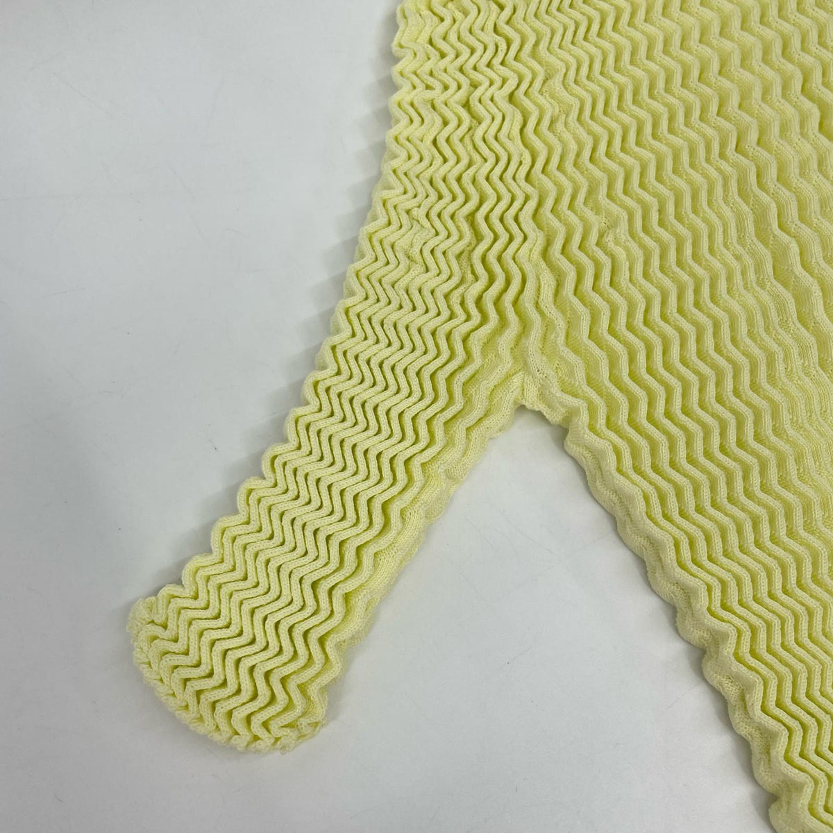 【SALE】 ISSEY MIYAKE イッセイミヤケ 25SS IM51-KN774 SPONGY プリーツ ニット カットソー トップス