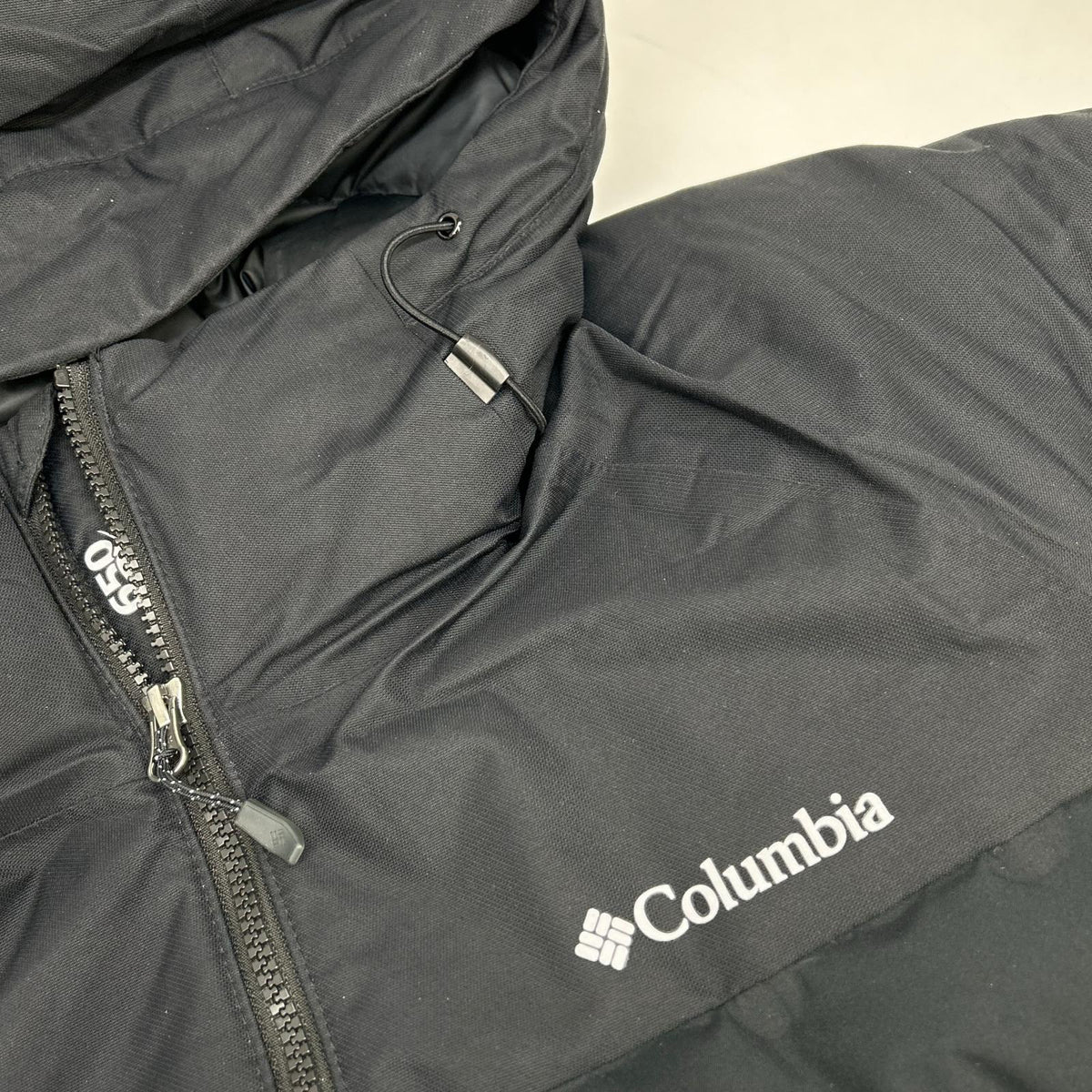 columbia Columbia 225 WE7857 black Grand Trek III down hooded jacket jacket