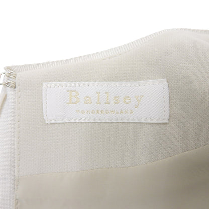 Excellent condition Dry Doublecloth I-Line Dress Women's White Size 36 25SS Dress Size 36 Women's