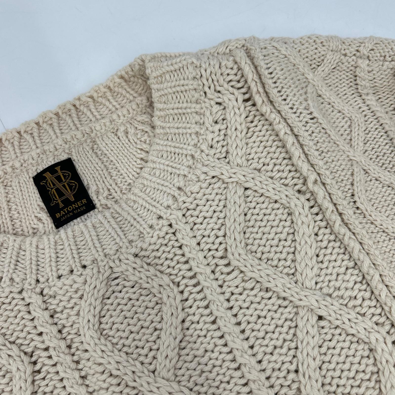BATONER BN-21SL-006 Beige Different Gauge Cable Crew Neck Top