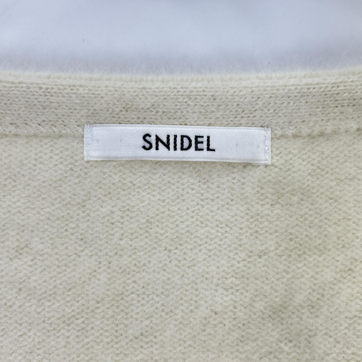 snidel スナイデル 25年製 SWNT254094 クリーム フォックスファーショートカーディガン トップス