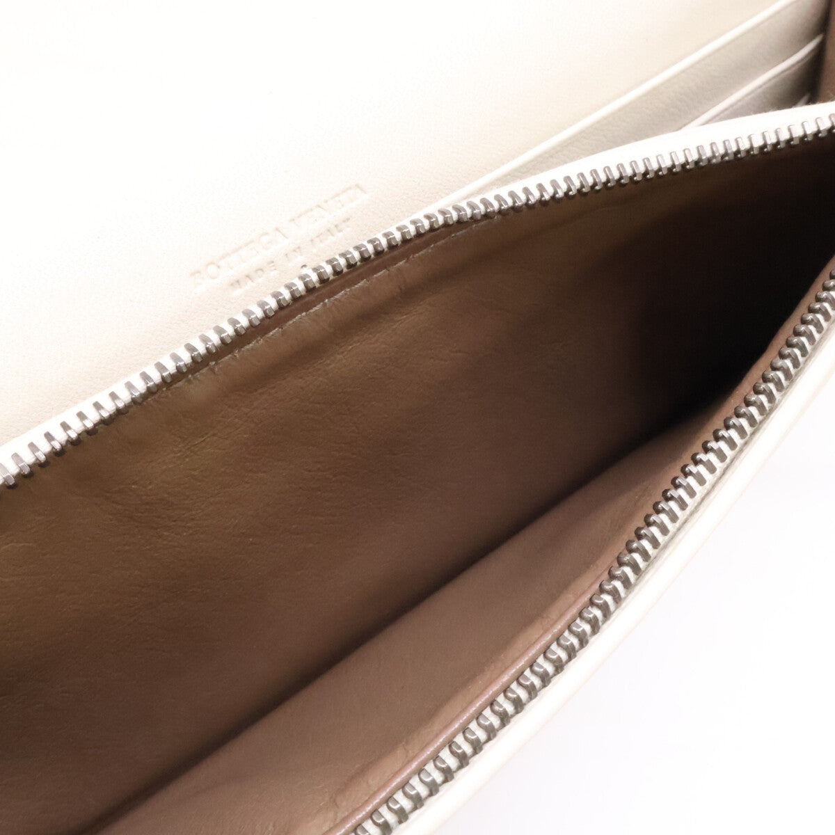 BOTTEGA VENETA ボッテガヴェネタ 【美品】586906 イントレチャート レザー チェーンウォレット 長財布（小銭入れあり）