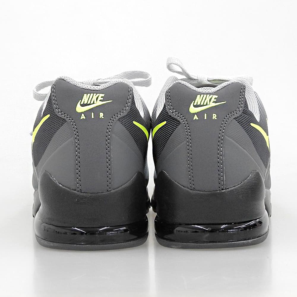 NIKE ナイキ 新品同様 エア マックス インビガー スニーカー シューズ メンズ ブラック グレー 28cm CD1515-004 24年製 シューズ
