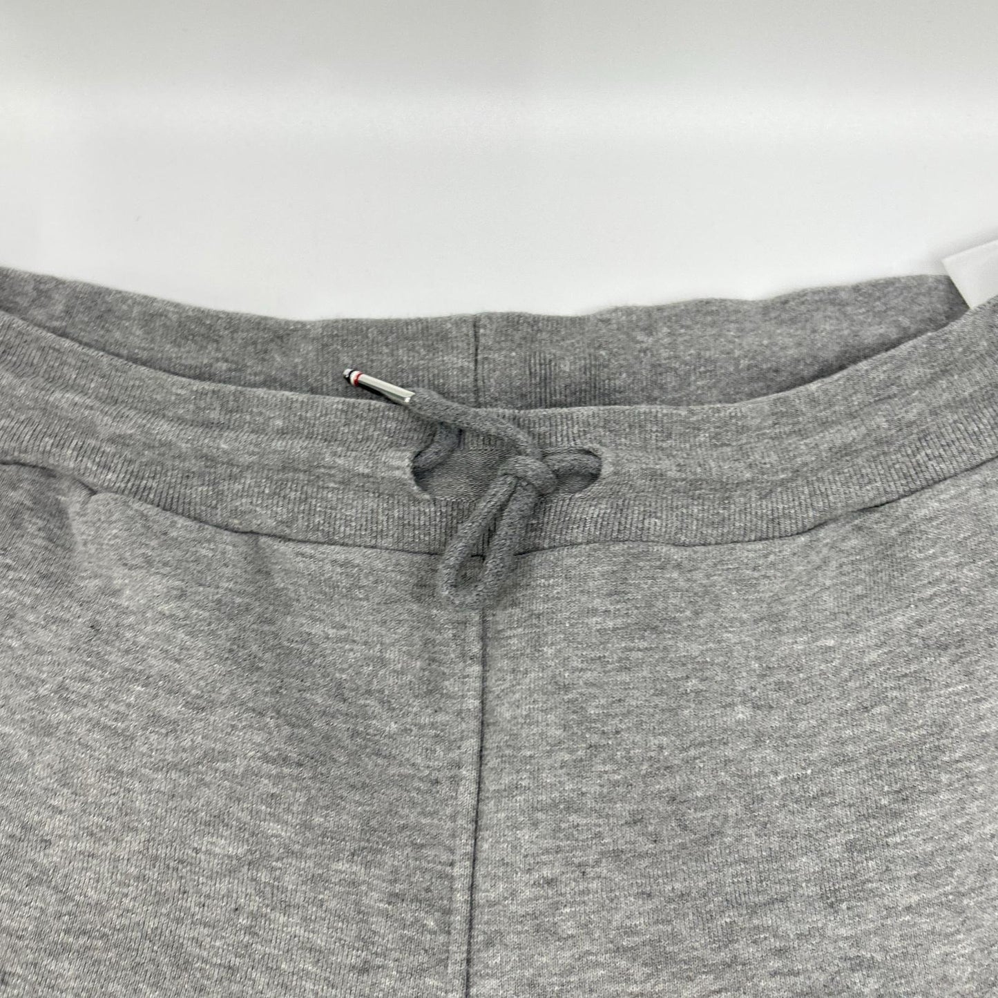 THOM BROWNE トムブラウン MJQ012H-00535068 4BAR クラシックスウェットショーツ ボトムス