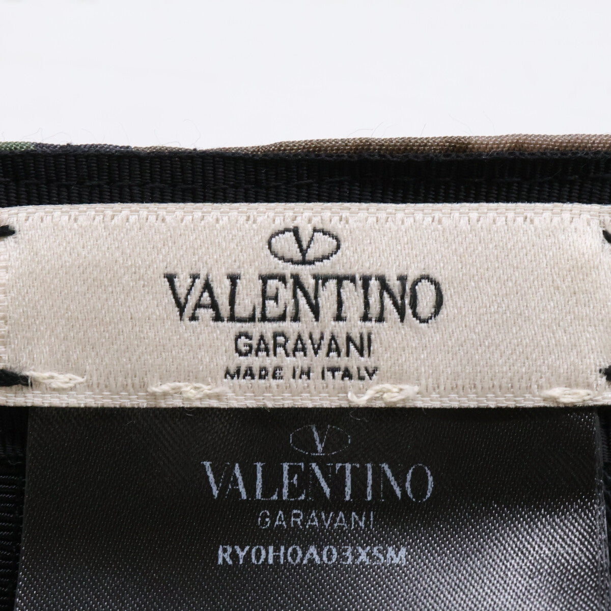 Valentino Garavani Valentino Garavani [Immediate purchase/Domestic official] RY0H0A03XSM camouflage logo cap hat