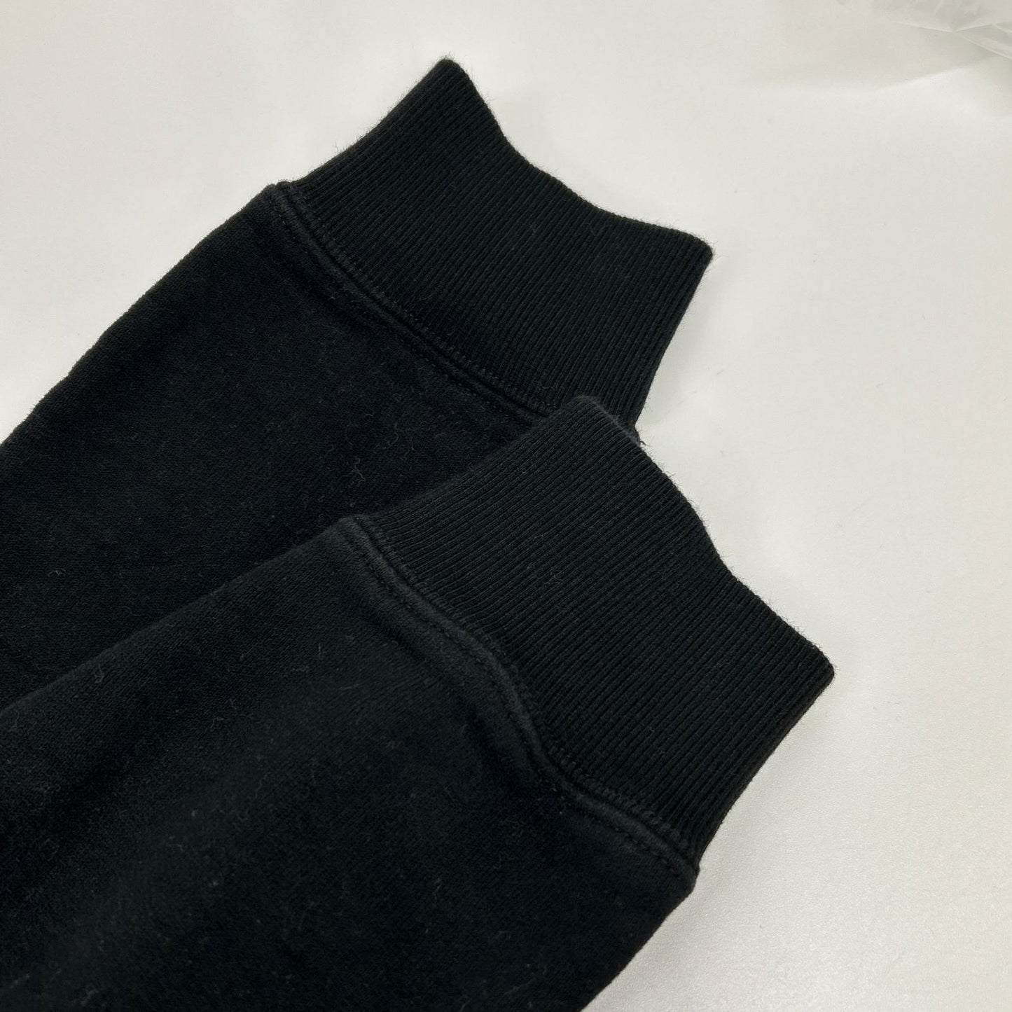 YvesSaintLaurent イヴサンローラン 677263 シグネチャー フロッキーロゴパーカー トップス